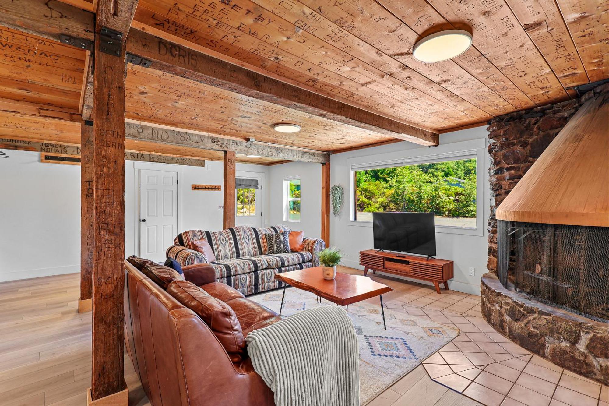 Basecamp Lodge Mount Shasta Cameră foto