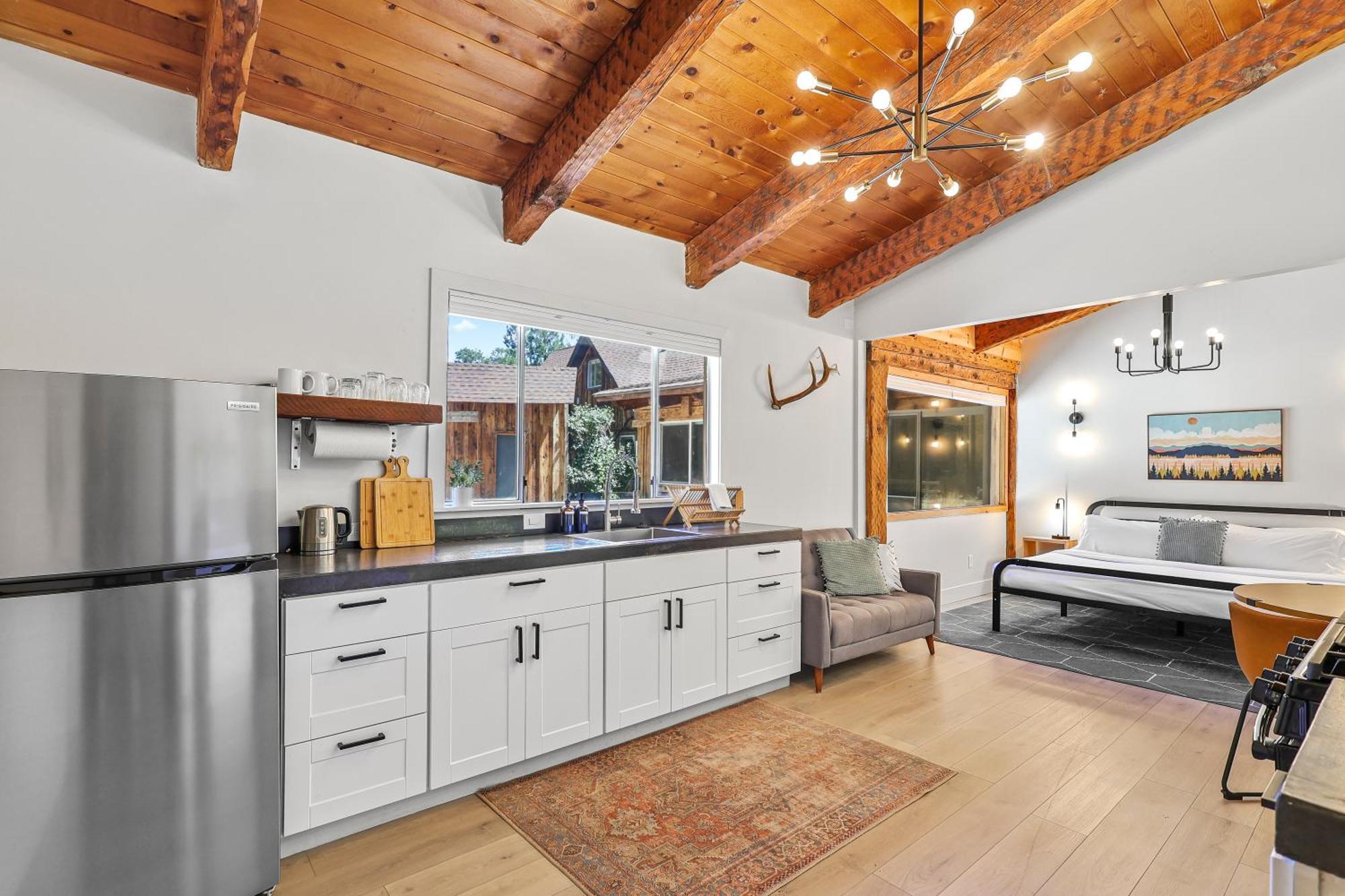 Basecamp Lodge Mount Shasta Exterior foto